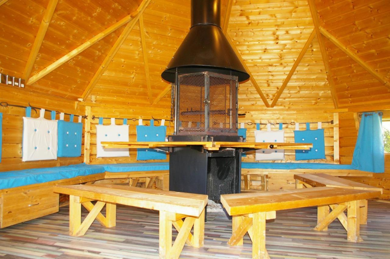 Village Privatise De Cabanes Insolites D'Ananda Ma Saint-Aubin-de-Lanquais Εξωτερικό φωτογραφία